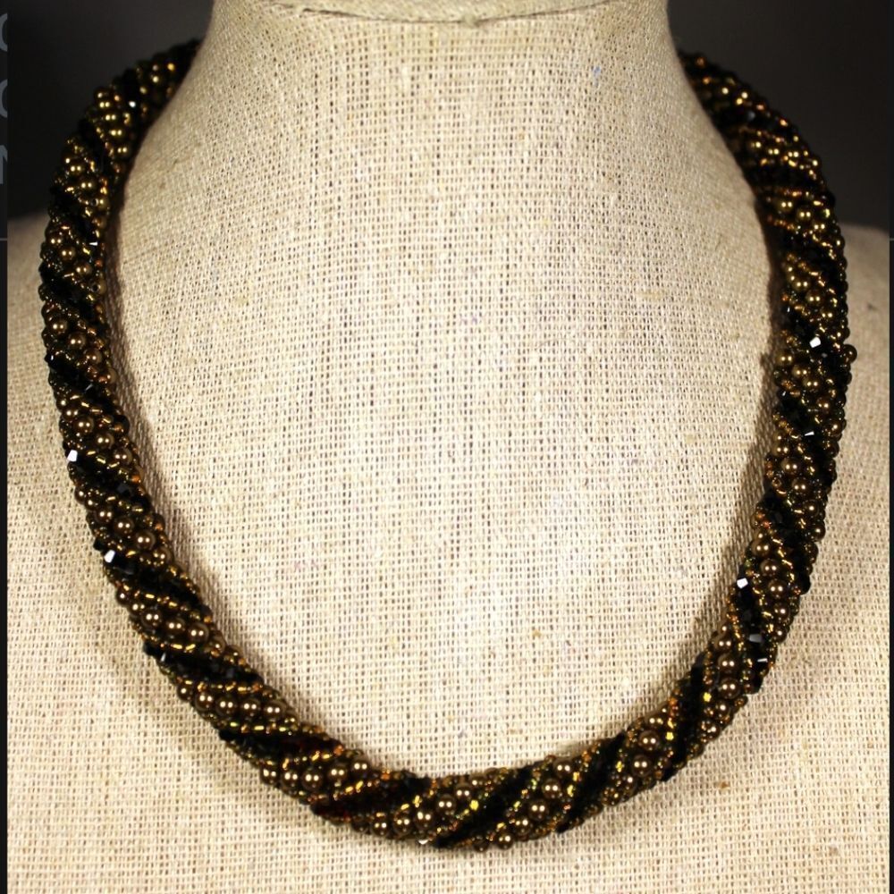 Vintage Genuine Pearl And Glass Beaded Choker Necklace Magnetic Clasp